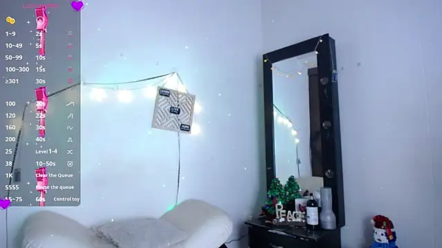 Yorkeidys1 online show from November 13, 4:32 am