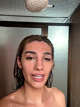 Queensara  online show from November 21, 6:42 pm