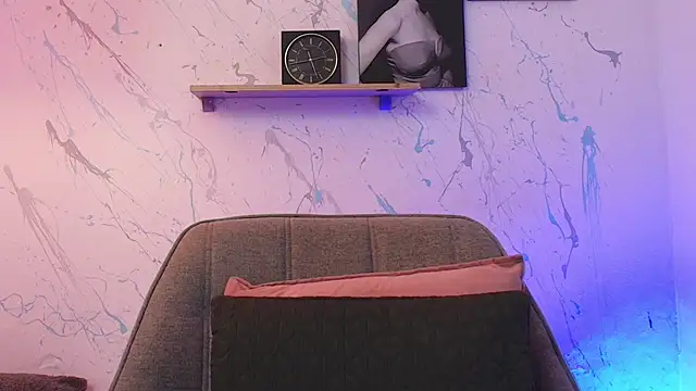 Paulina Lopezz online show from May 19, 1:56 am