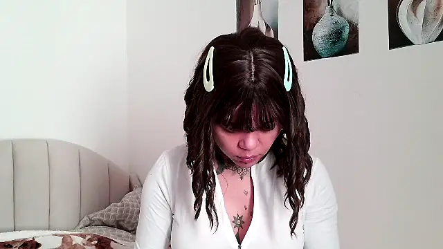 serena  vedette online show from May 19, 7:59 am