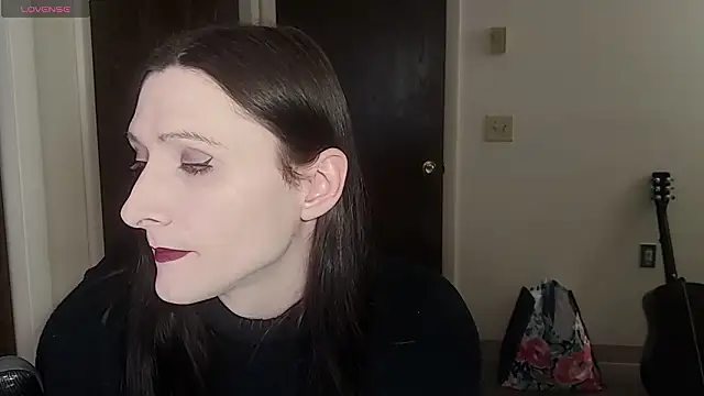 Ivyrose4999 online show from February 13, 7:10 pm