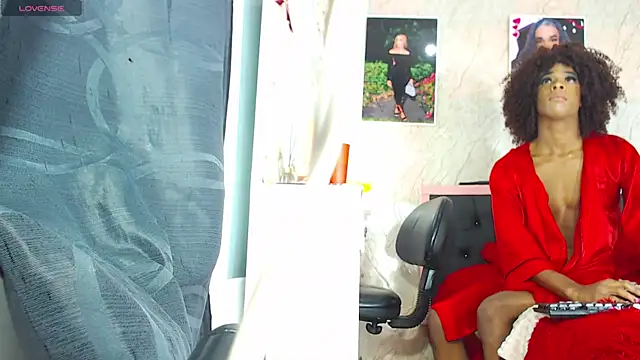k stormi  online show from April 25, 11:13 pm