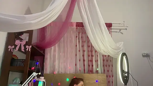 ScarletBottom online show from September 17, 11:26 am