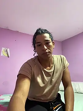 alexiaross96 online show from May 29, 5:22 pm