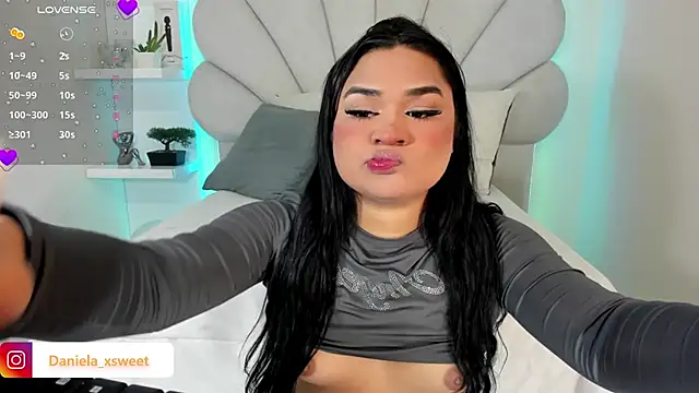 Danielaangelina online show from February 3, 5:16 am