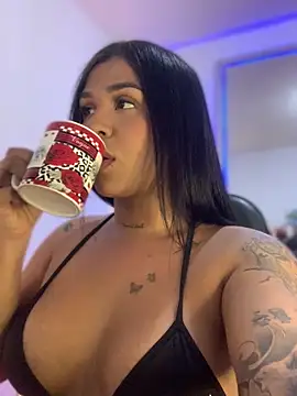 tinalove7 online show from February 7, 11:33 pm