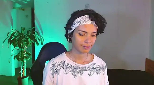 RebeccaGyal online show from February 12, 11:51 am