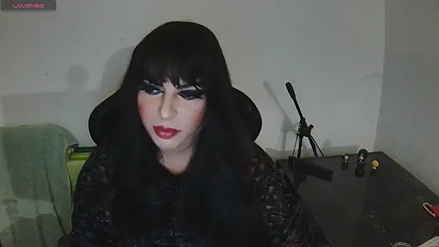 MissNadiaX06 online show from January 17, 10:06 pm