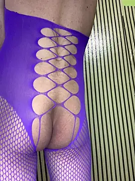 Femboylili online show from May 6, 11:00 pm