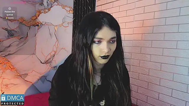 MaeveKuro online show from May 15, 3:37 am