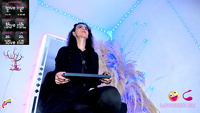 arthemisa hot online show from October 6, 1:33 pm