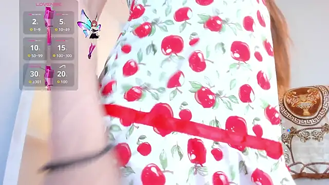 Alexa Bravva online show from December 5, 4:17 am