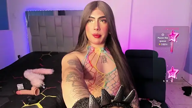 Sophie whitexxx online show from May 21, 10:50 pm