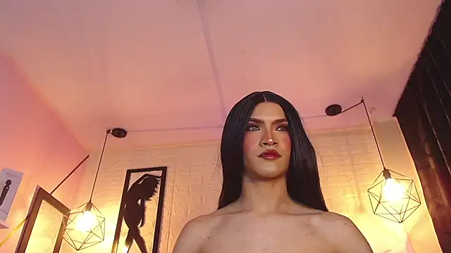 agatha rodriguez online show from April 22, 7:10 pm
