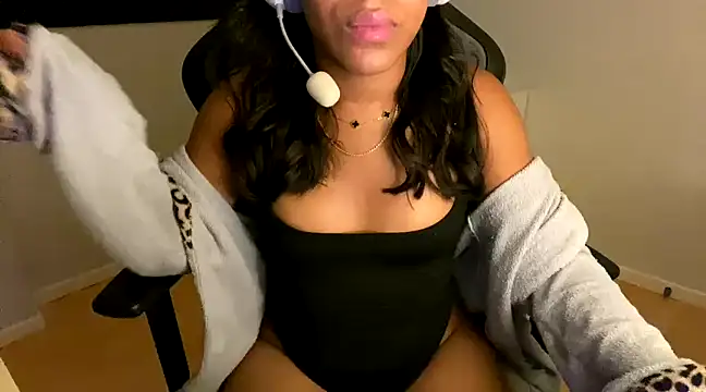 cammydebora online show from March 17, 1:52 am