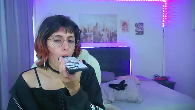 goth minerva online show from May 15, 4:37 pm