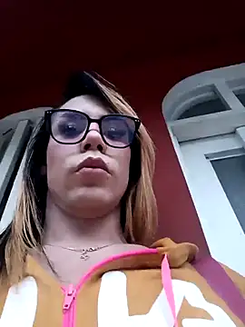 Daliana Gounbolt online show from April 27, 11:19 am