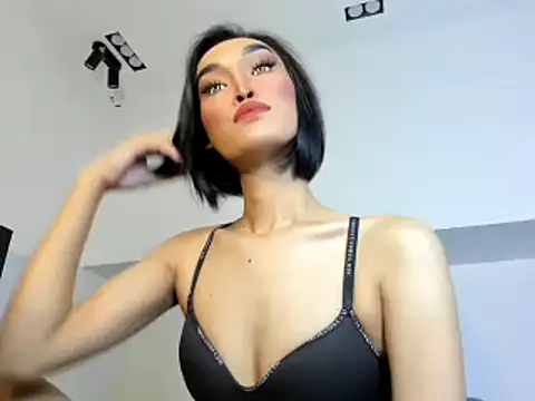 sensualmelody143 online show from May 28, 10:46 am