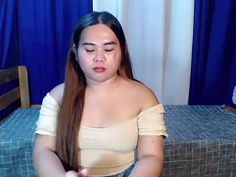 queen staceyy online show from February 6, 1:33 am