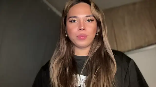 Snapshot of goddessofalltime chatting on October 8, 7:04 pm goddessofalltime online show from October 8, 7:04 pm