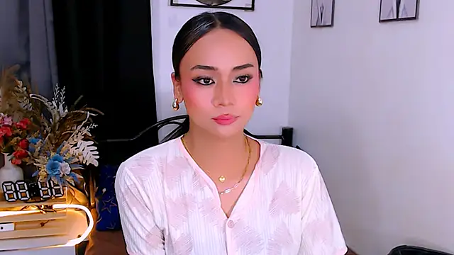 Zialustts online show from March 5, 4:01 pm