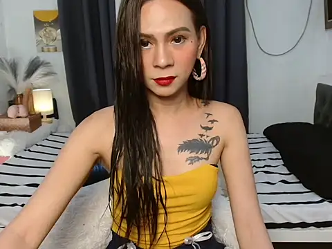 AmayaWang online show from November 7, 8:03 am