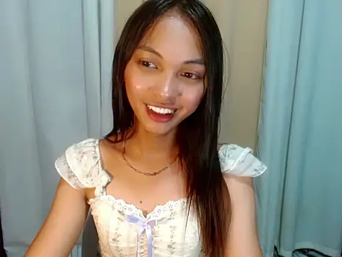 Simi Ipit online show from April 29, 1:49 pm