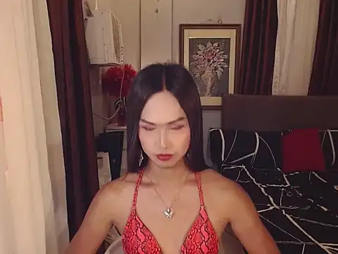 Nathalieheartt online show from May 9, 8:54 am