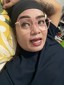 YourSweet-mich online show from September 22, 2:33 pm