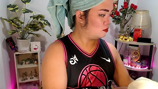 YourSweet-mich online show from September 26, 11:40 am