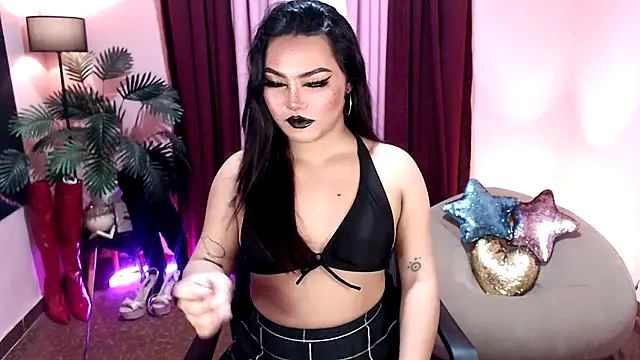 Unique Maya online show from November 20, 5:13 pm