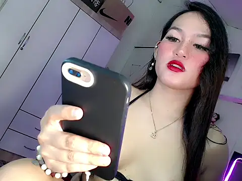 Miss twinny21 online show from January 13, 8:44 am