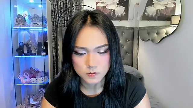 Snapshot of bigcockvenice chatting on October 14, 3:02 pm bigcockvenice online show from October 14, 3:02 pm