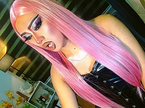 Queen yasii 88 online show from May 17, 2:05 pm