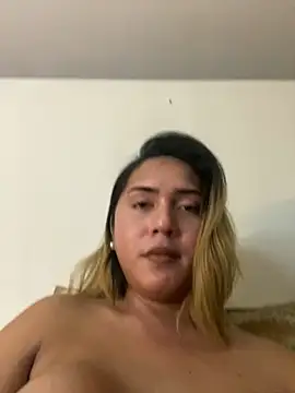 IvoryKath online show from May 9, 9:16 am