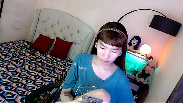 ShantalFoxxy  online show from November 4, 1:27 am