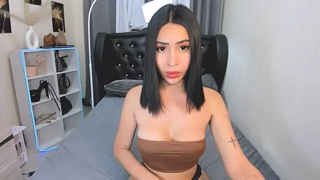 Claudia empress online show from May 12, 3:48 am