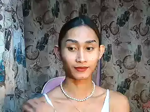 youarea dreamer online show from December 19, 7:30 pm