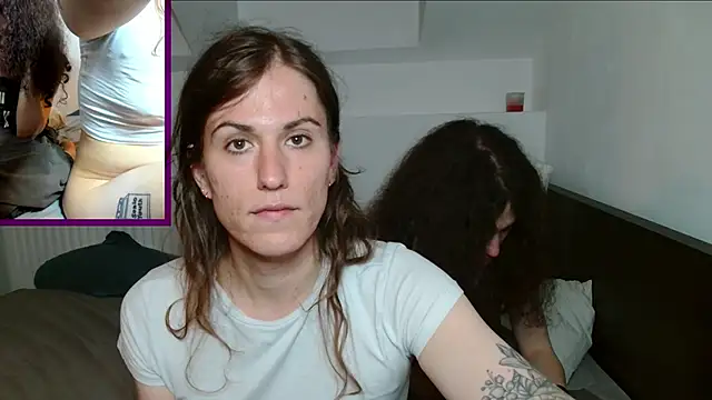 Snapshot of tsbubbles760 chatting on September 22, 10:37 pm tsbubbles760 online show from September 22, 10:37 pm