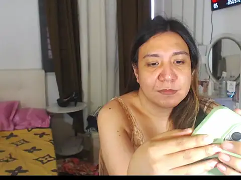 stellahugeX online show from May 24, 4:42 am