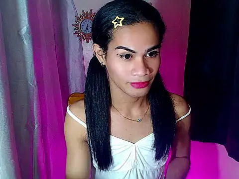 bellalot online show from December 19, 7:46 am