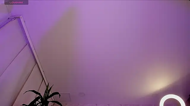 Alaiaguerra online show from May 2, 8:03 pm