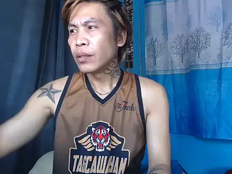 YourTopweng online show from May 20, 4:07 am