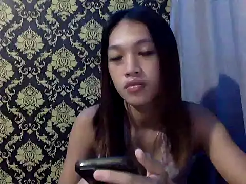 your wifey online show from October 17, 2:09 pm