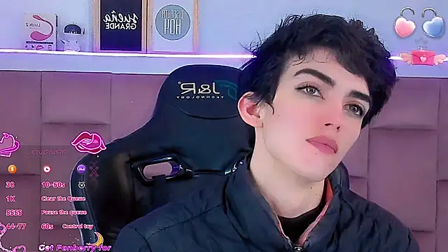 Baby FenixTS online show from January 14, 4:54 am