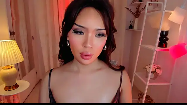 MS LUNA online show from February 21, 11:30 pm