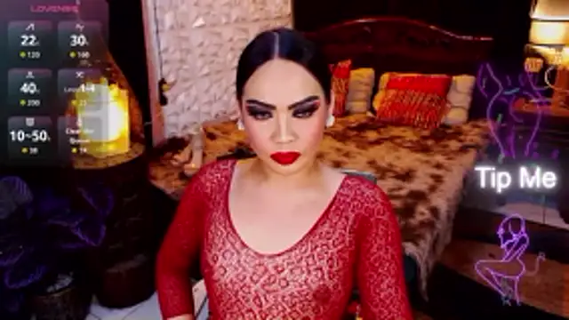 GODDESSHUGECOCKANDREA online show from May 28, 5:33 pm