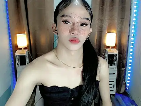 LauraSoHot online show from January 16, 9:40 am