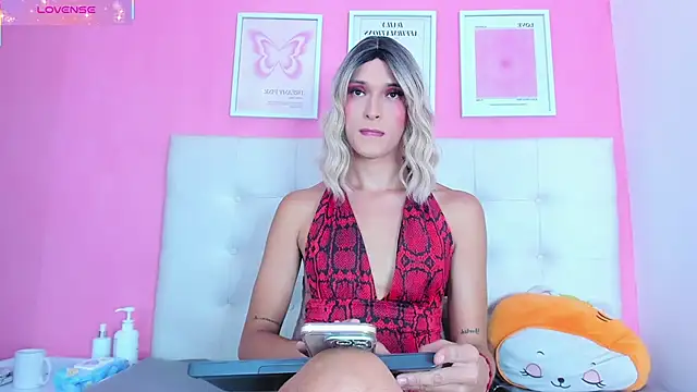 Macarena 05 online show from May 28, 1:14 am