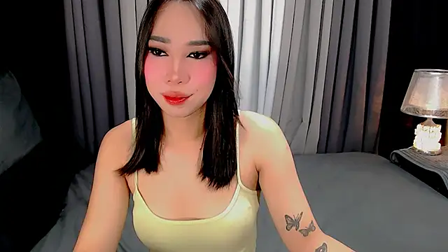 Snapshot of kisha_greyson chatting on October 28, 5:44 pm kisha greyson online show from October 28, 5:44 pm